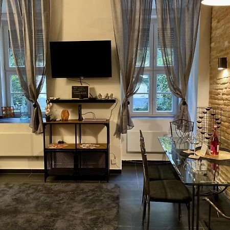 Kiraly Street , Stylish Apartment Budapest Bagian luar foto