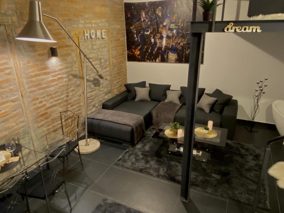 Kiraly Street , Stylish Apartment Budapest Bagian luar foto