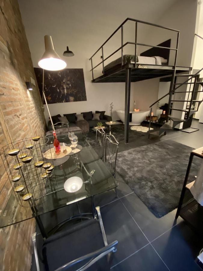 Kiraly Street , Stylish Apartment Budapest Bagian luar foto