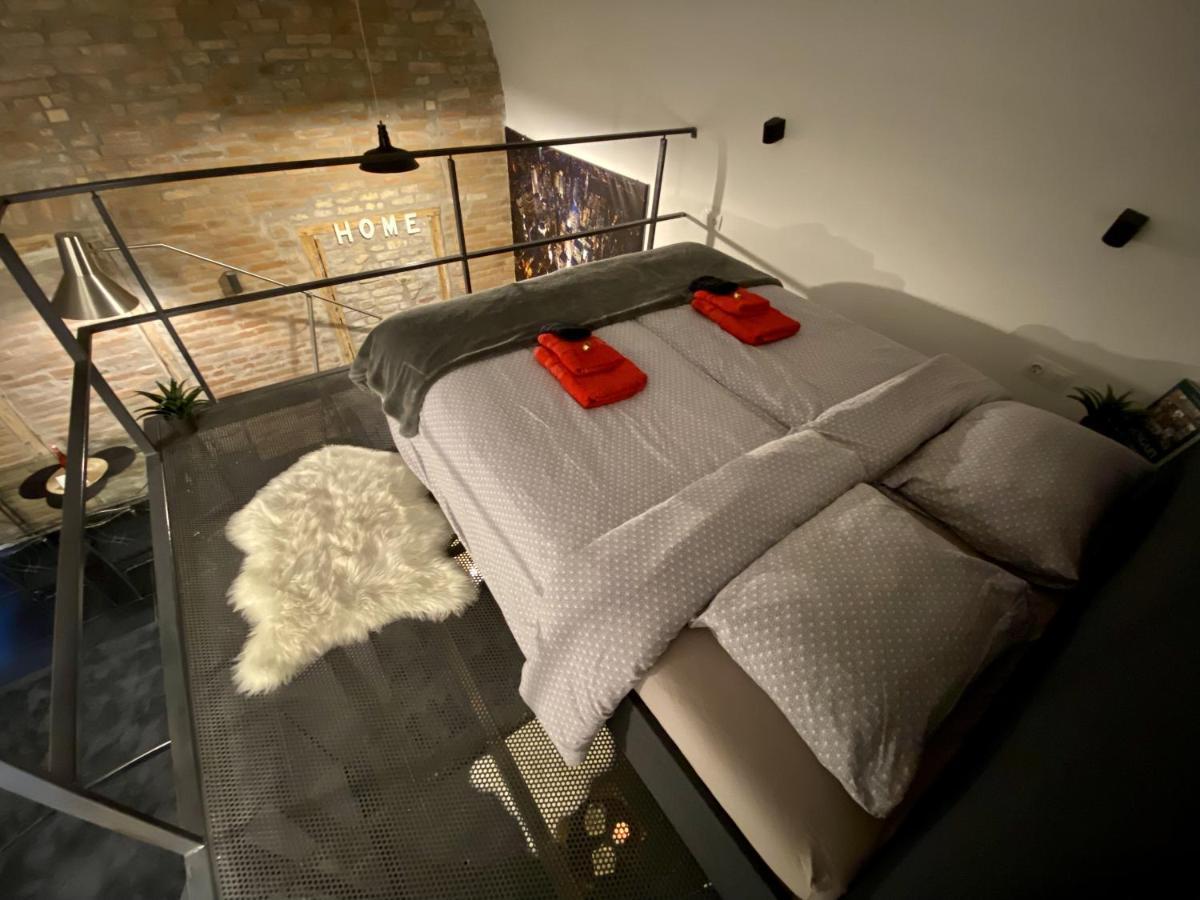 Kiraly Street , Stylish Apartment Budapest Bagian luar foto